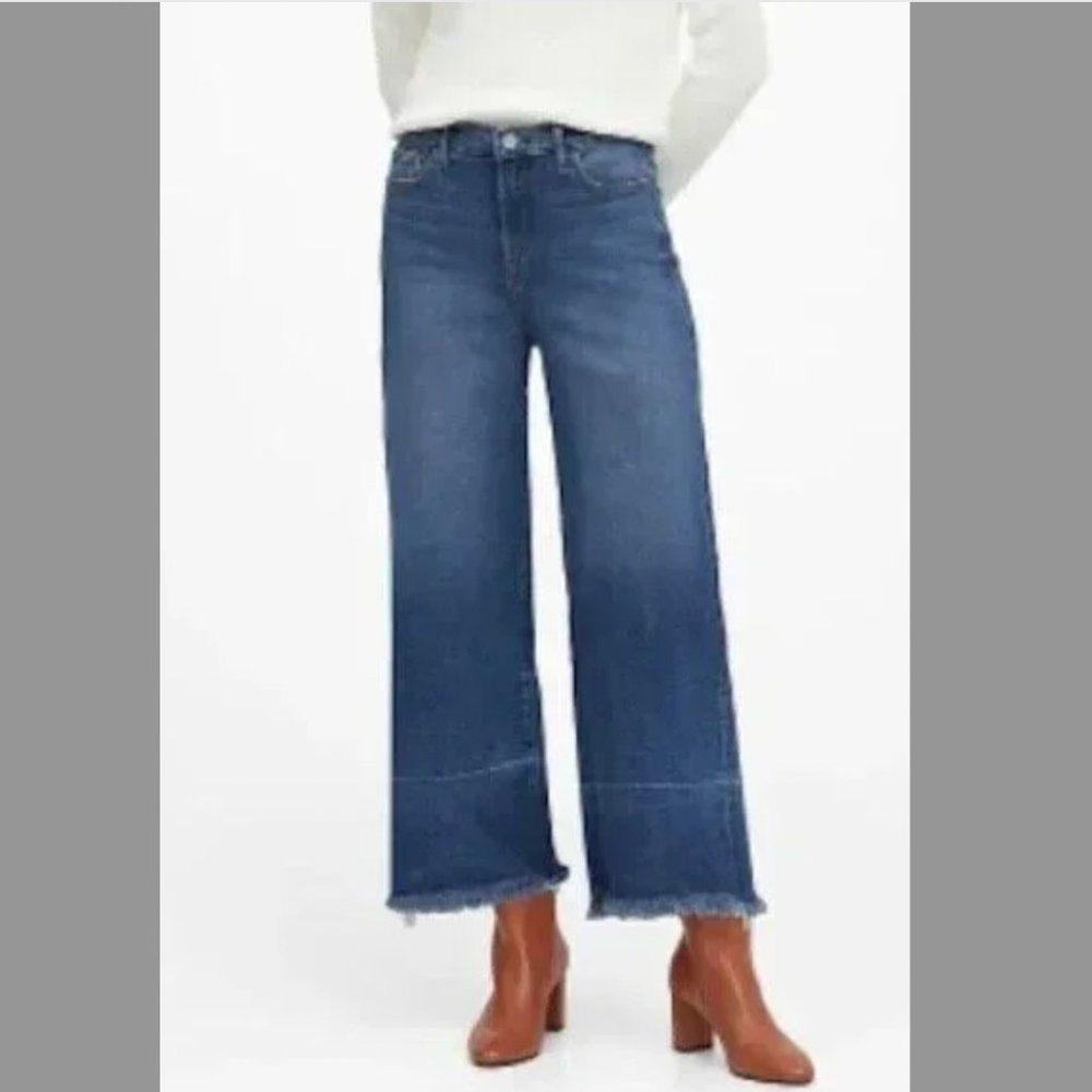 BANANA REPUBLIC High Rise Wide Leg Crop Jeans Raw Hem Dark Denim
